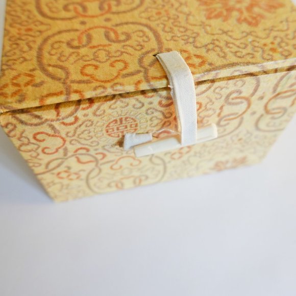 Vintage Set of Chinese Paper Mache Jewelry Trinket Boxes - Picture 3 of 4